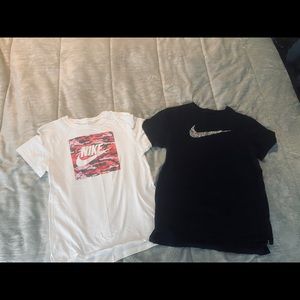 2 girls XL NIKE T-shirts